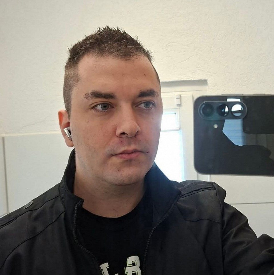 New Ear Pods
